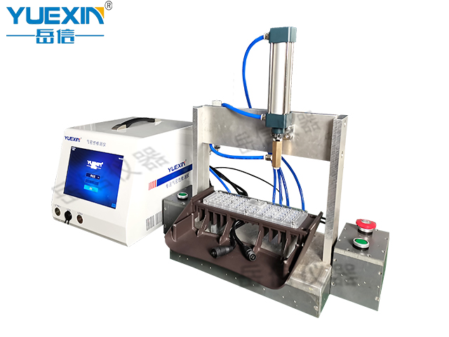 壓鑄鋁件氣密性檢測設(shè)備怎么用